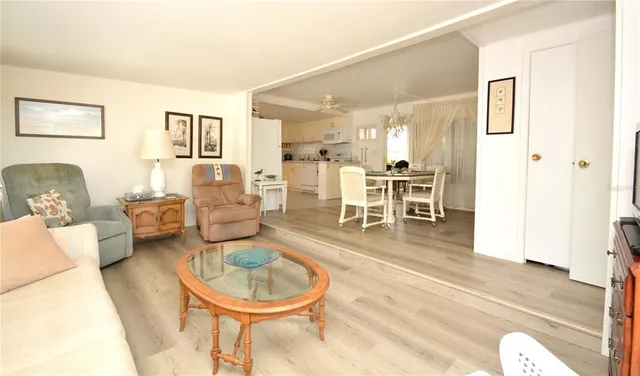 $235,000 | 785 North Green Circle, Venice, FL 34285