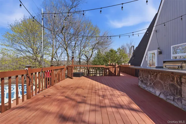 $715,000 | 180 East Railroad Avenue, West Haverstraw, NY 10993
