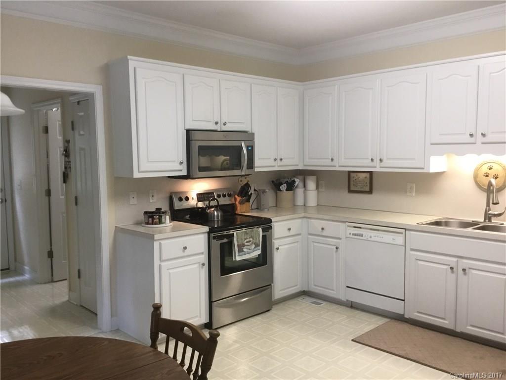 197 Foxcroft Road Rock Hill, SC 29732 - Photo 8 of 21 Gallery Image 8