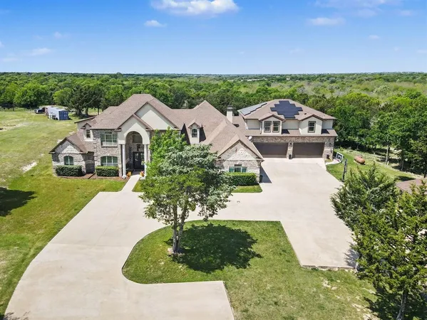 $1,999,000 | 505 South Bluegrove Road, Lancaster, TX 75146
