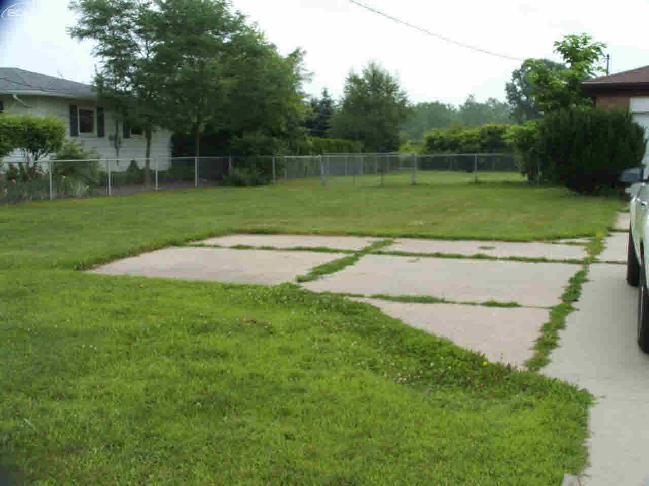 5028 Elms Road Flushing, MI 48433 - Photo 2 of 19 21351521-1.JPG