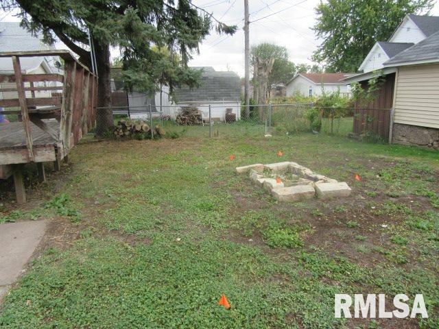 423 North 3rd Street Clinton, IA 52732 - Photo 4 of 9 Gallery Image 4