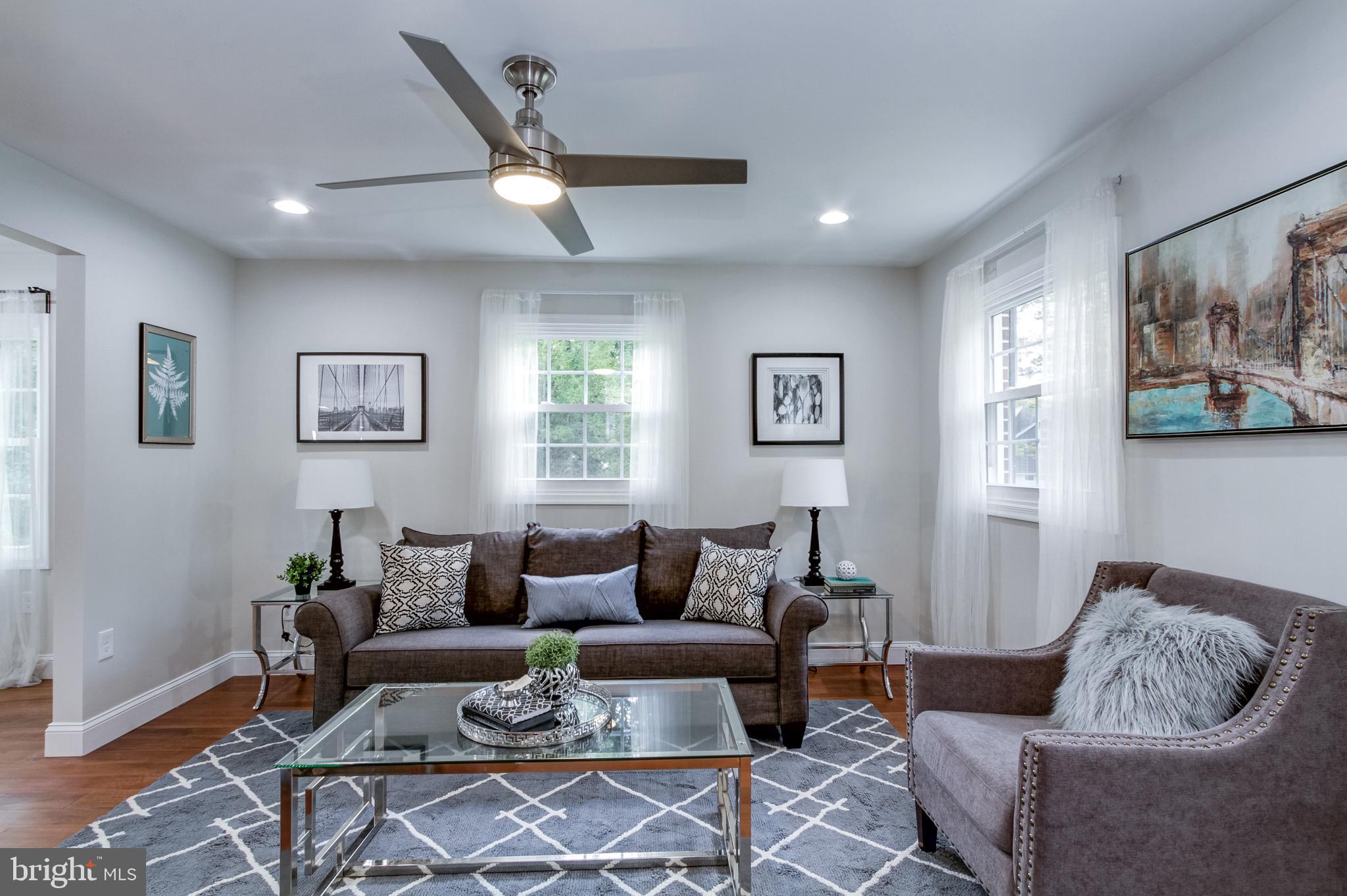 508 South Providence Road Wallingford, PA 19086 - Photo 8 of 63 Tons of recessed and natural light