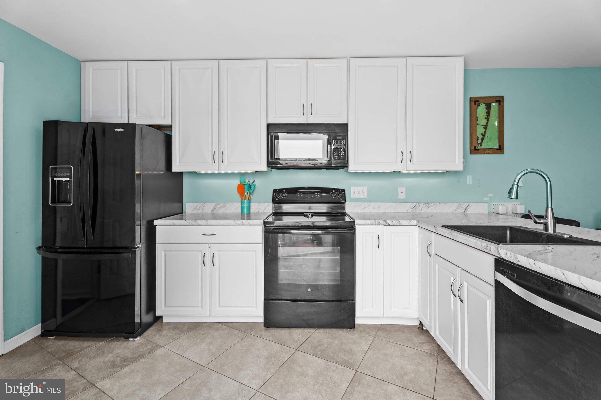 721 Rusty Anchor Road, Unit 14 Ocean City, MD 21842 - Photo 22 of 66 Kitchen