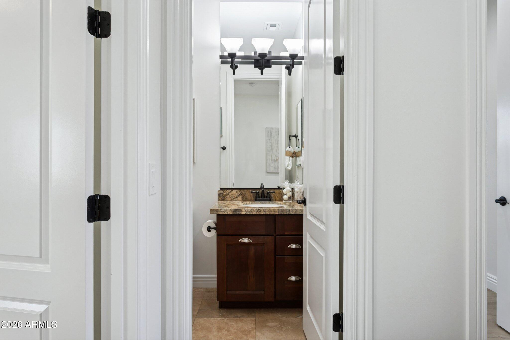 3346 North 34th Street Phoenix, AZ 85018 - Photo 64 of 92 Bathroom 4