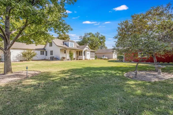 $525,000 | 2331 East Madison Avenue, Derby, KS 67037