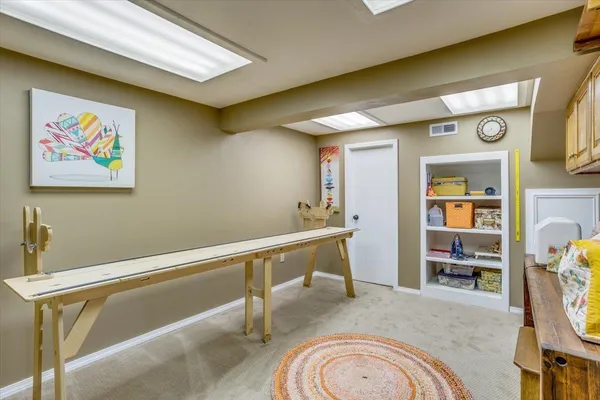 $525,000 | 2331 East Madison Avenue, Derby, KS 67037