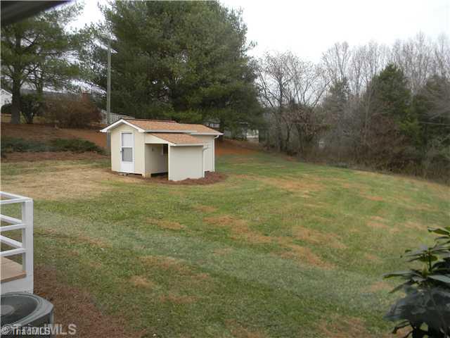 123 Aaron Road Elkin, NC 28621 - Photo 10 of 11 Outbuilding.