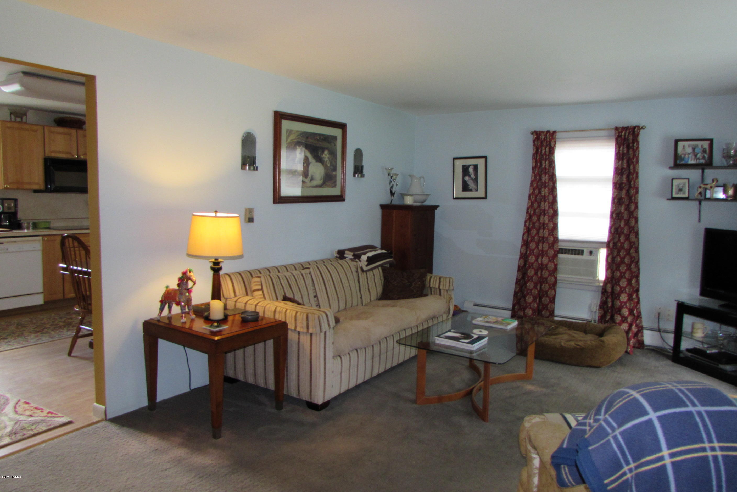 175 Tamarack Road Pittsfield, MA 01201 - Photo 5 of 22 Living Room