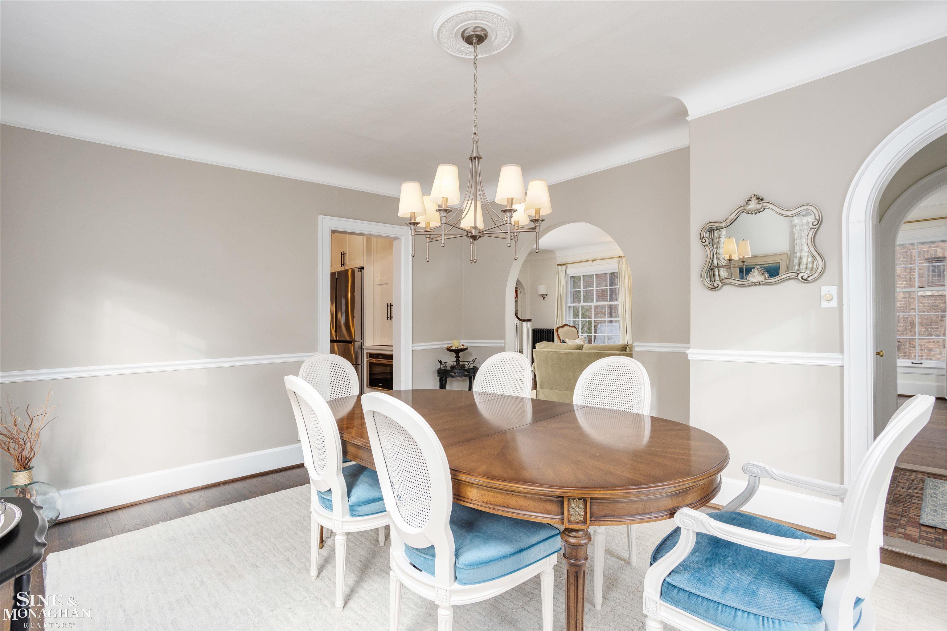 715 Lincoln Road Grosse Pointe, MI 48230 - Photo 9 of 50 50169017-c31c97ed-0b4e-4414-bf66-59f68113b6c4.JPG