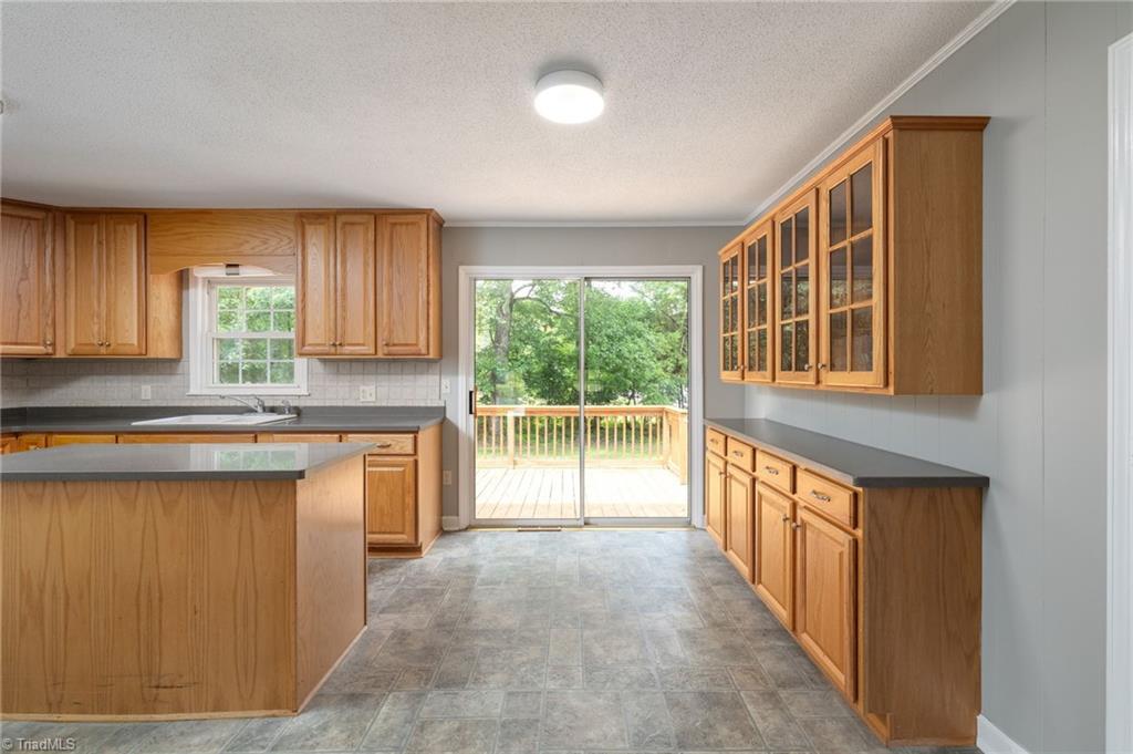 441 Irvin Farm Road Reidsville, NC 27320 - Photo 10 of 37 Gallery Image 10