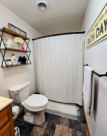 $379,900 | 807 8th Street Southwest, Pipestone, MN 56164