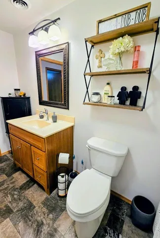 $379,900 | 807 8th Street Southwest, Pipestone, MN 56164