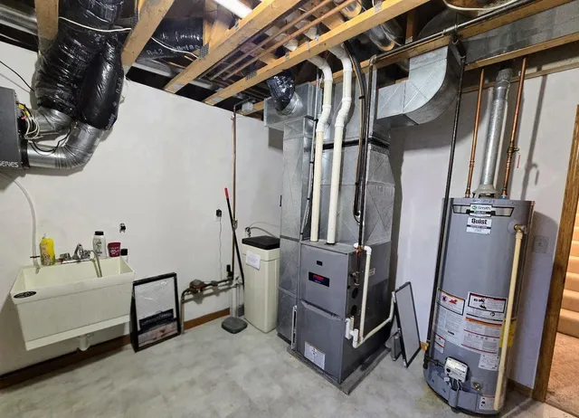 $379,900 | 807 8th Street Southwest, Pipestone, MN 56164