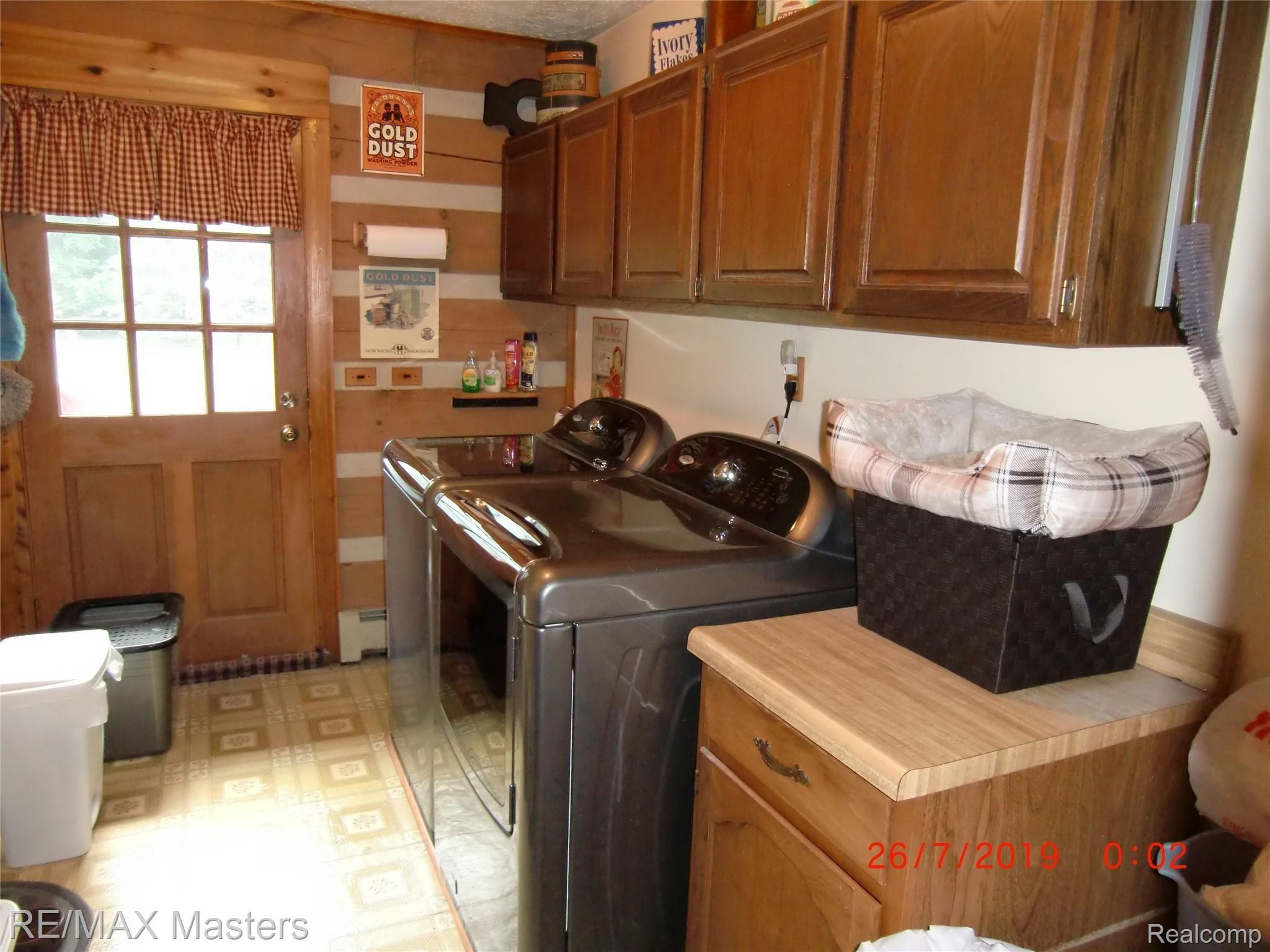 20561 Merriman Road Romulus, MI 48174 - Photo 8 of 31 CIMG4214.JPG
