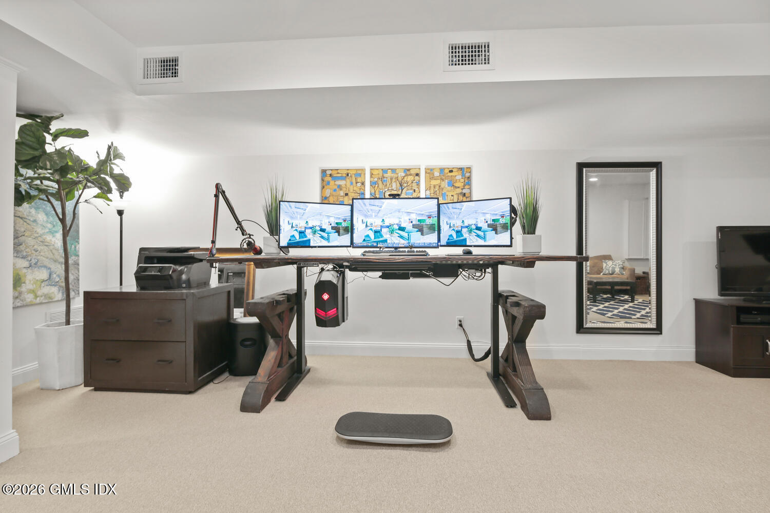 149 Byram Road, Unit B Greenwich, CT 06830 - Photo 14 of 18 149 Byram Rd Unit B Greenwich-large-033-