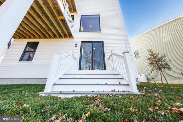 $1,125,000 | 1757 Harbor Drive, Chester, MD 21619