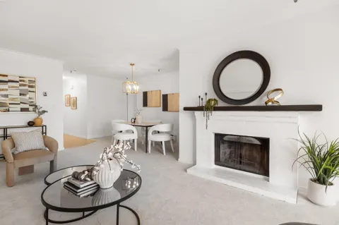 $895,000 | 1500 Willow Avenue, Unit 301, Burlingame, CA 94010