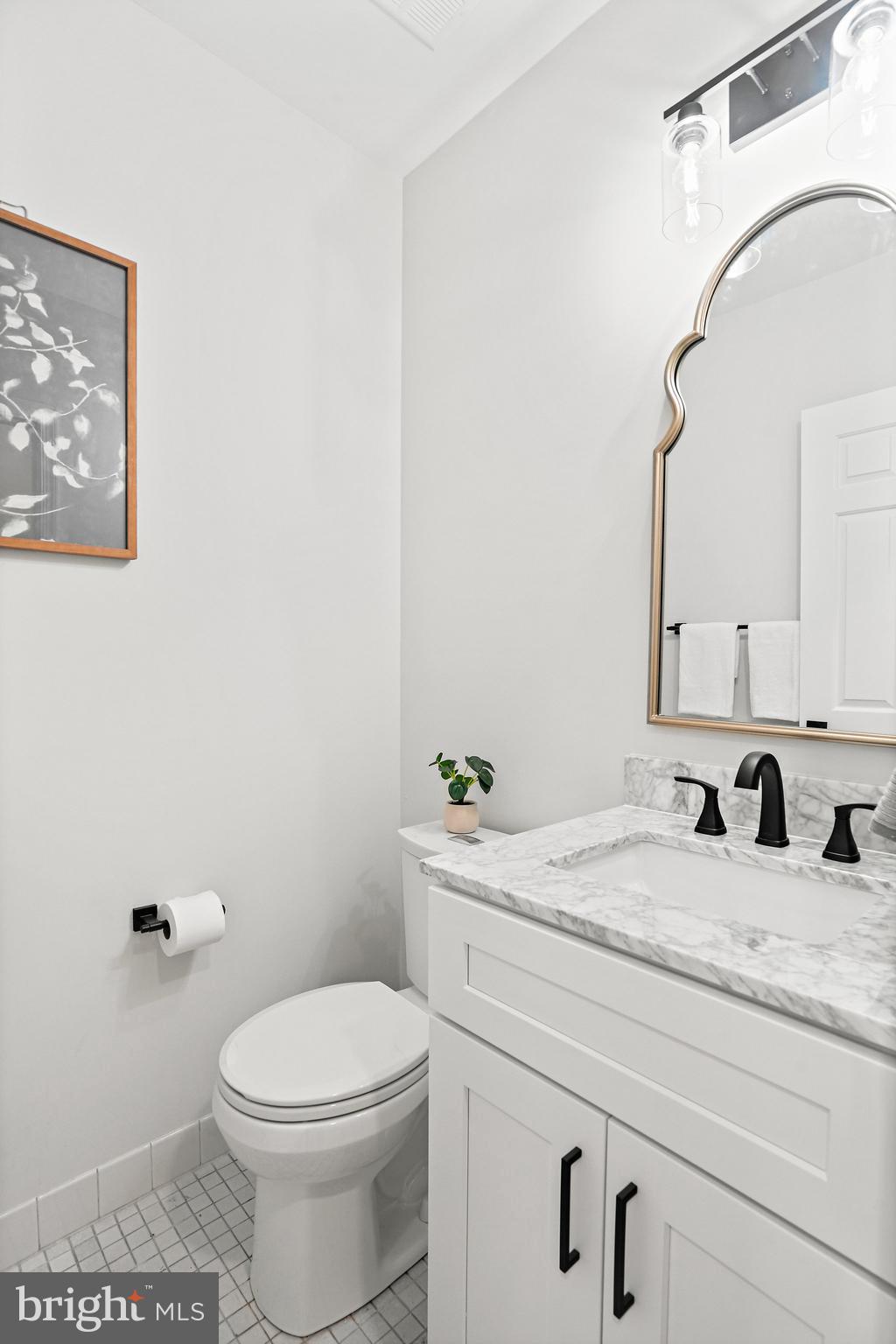 3259 Sutton Place Northwest, Unit A Washington, DC 20016 - Photo 16 of 41 Half Bath