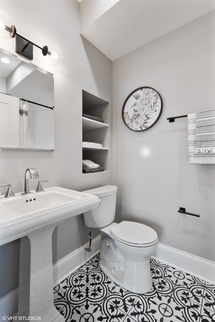 4428 North Racine Avenue, Unit 3N Chicago, IL 60640 - Photo 15 of 16
