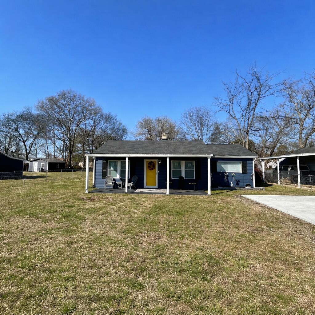 1313 McBrien Road Chattanooga, TN 37412 - Photo 1 of 2 Front Pic with DW