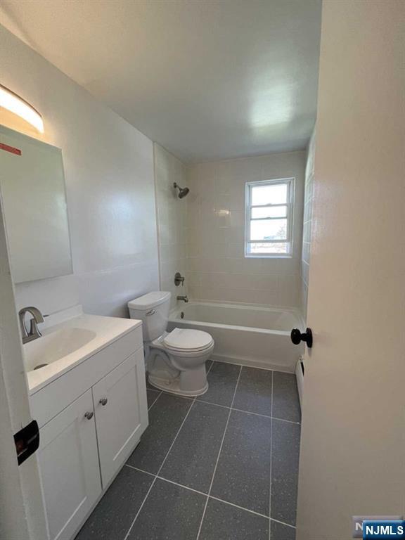 117 Feronia Way, Unit 2 Rutherford, NJ 07070 - Photo 11 of 22