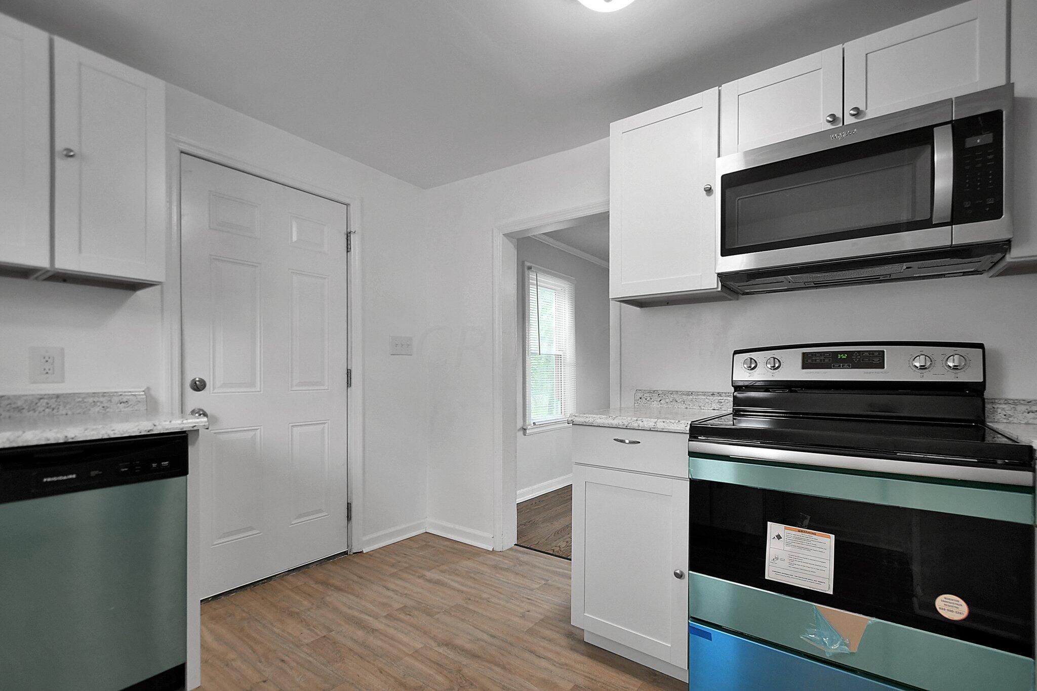 1129 Smith Road Columbus, OH 43207 - Photo 13 of 29 14-web-or-mls-1129-smith-rd