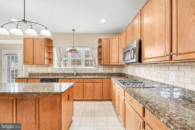 $3,845 | 9 Gallery Road, Stafford, VA 22554