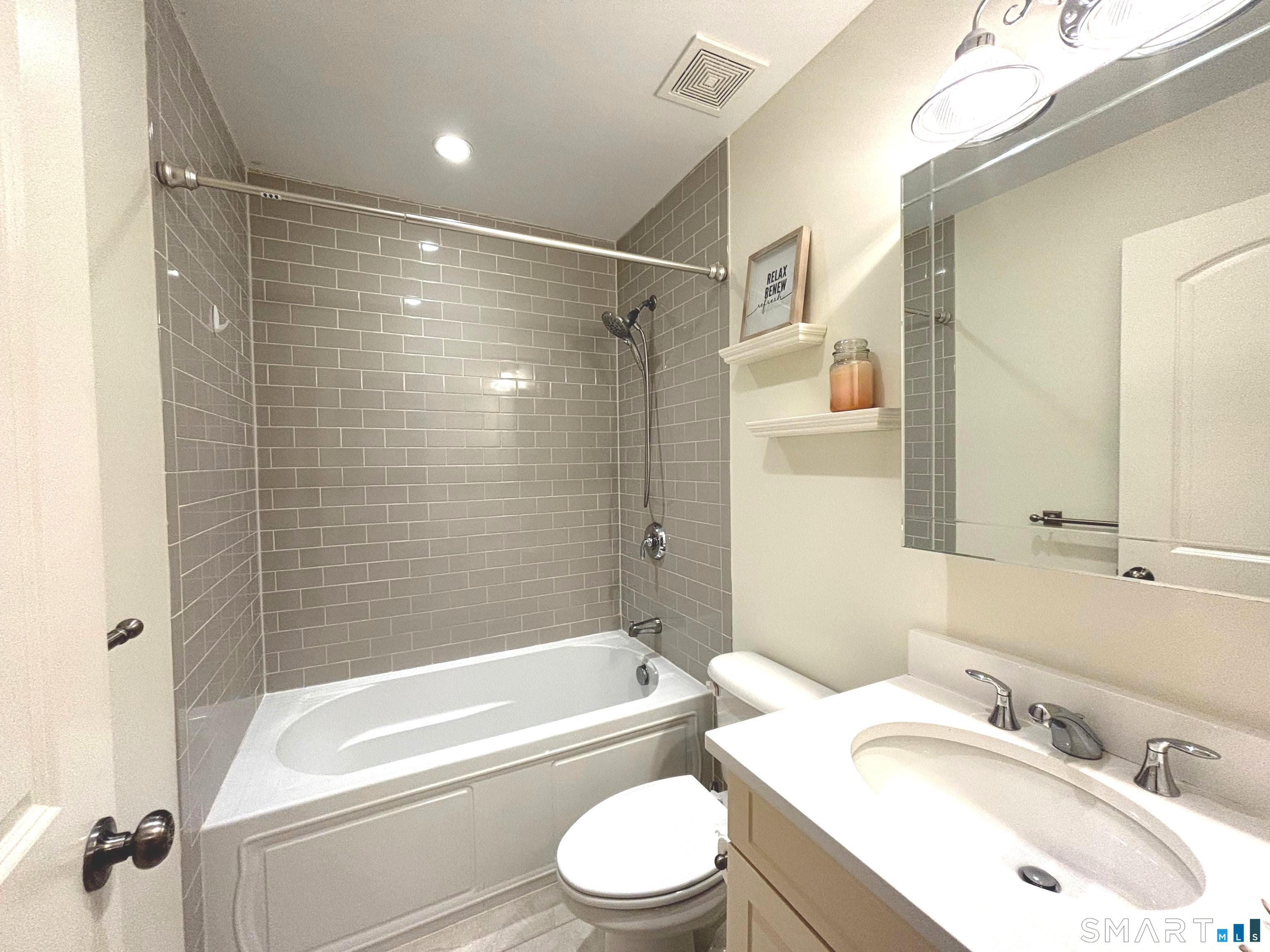 12 Willard Road, Unit 3 Norwalk, CT 06851 - Photo 19 of 23 Gallery Image 19