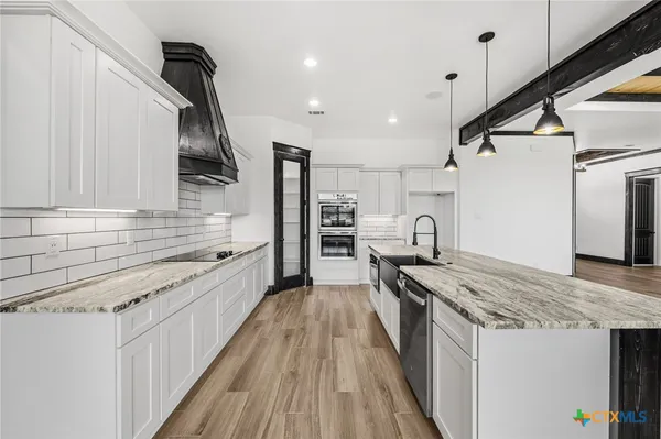 $630,000 | 11151 Golden Eagle Avenue, Salado, TX 76571