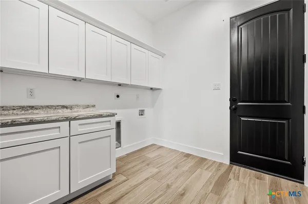 $630,000 | 11151 Golden Eagle Avenue, Salado, TX 76571