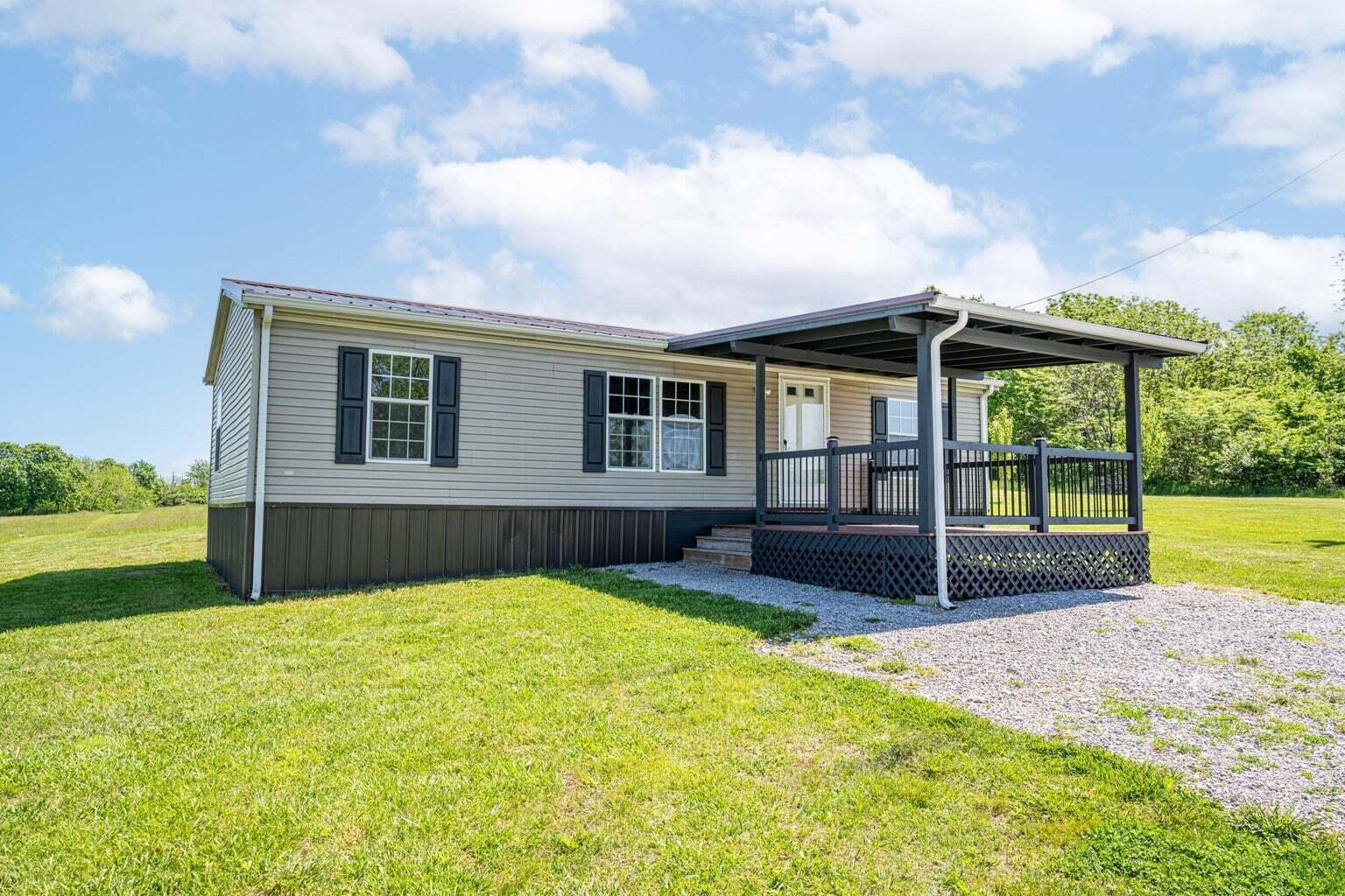 5206 Fords Mill Road Versailles, KY 40383 - Photo 4 of 21 20230513152542071543000000-o