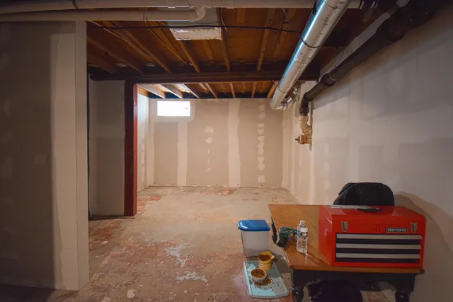 $230,000 | 1027 West Walworth Avenue, Whitewater, WI 53190