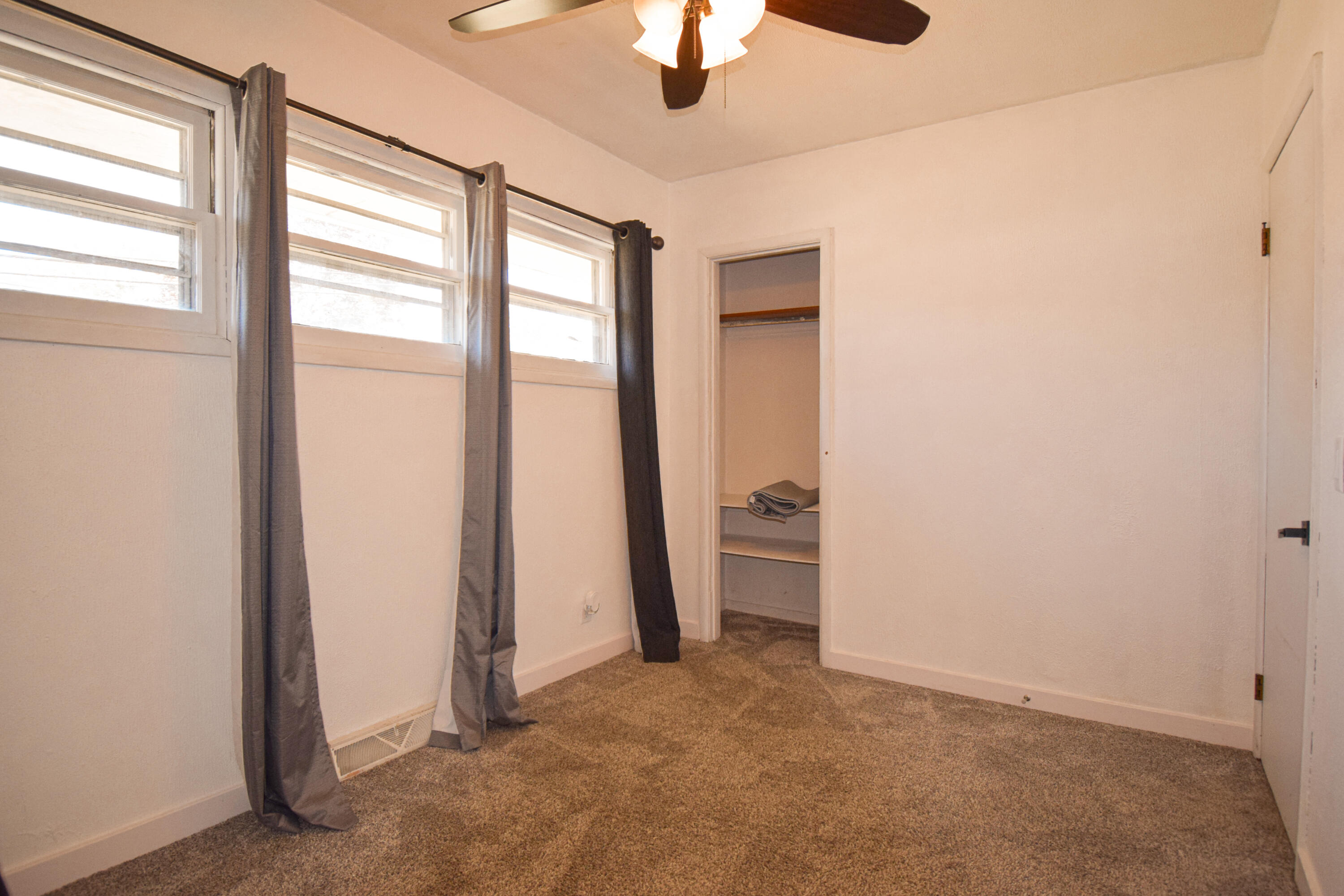 1027 West Walworth Avenue Whitewater, WI 53190 - Photo 9 of 21 DSC_0256