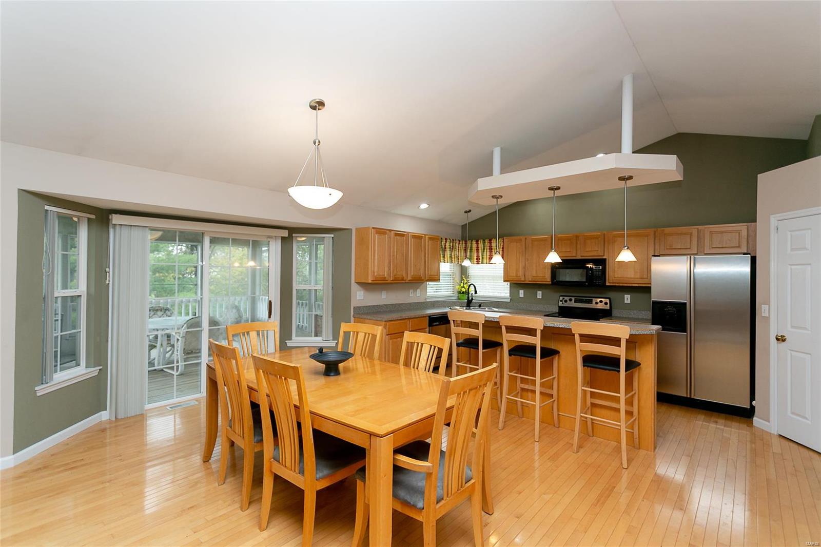 12 Spring Time Court St. Charles, MO 63303 - Photo 6 of 21