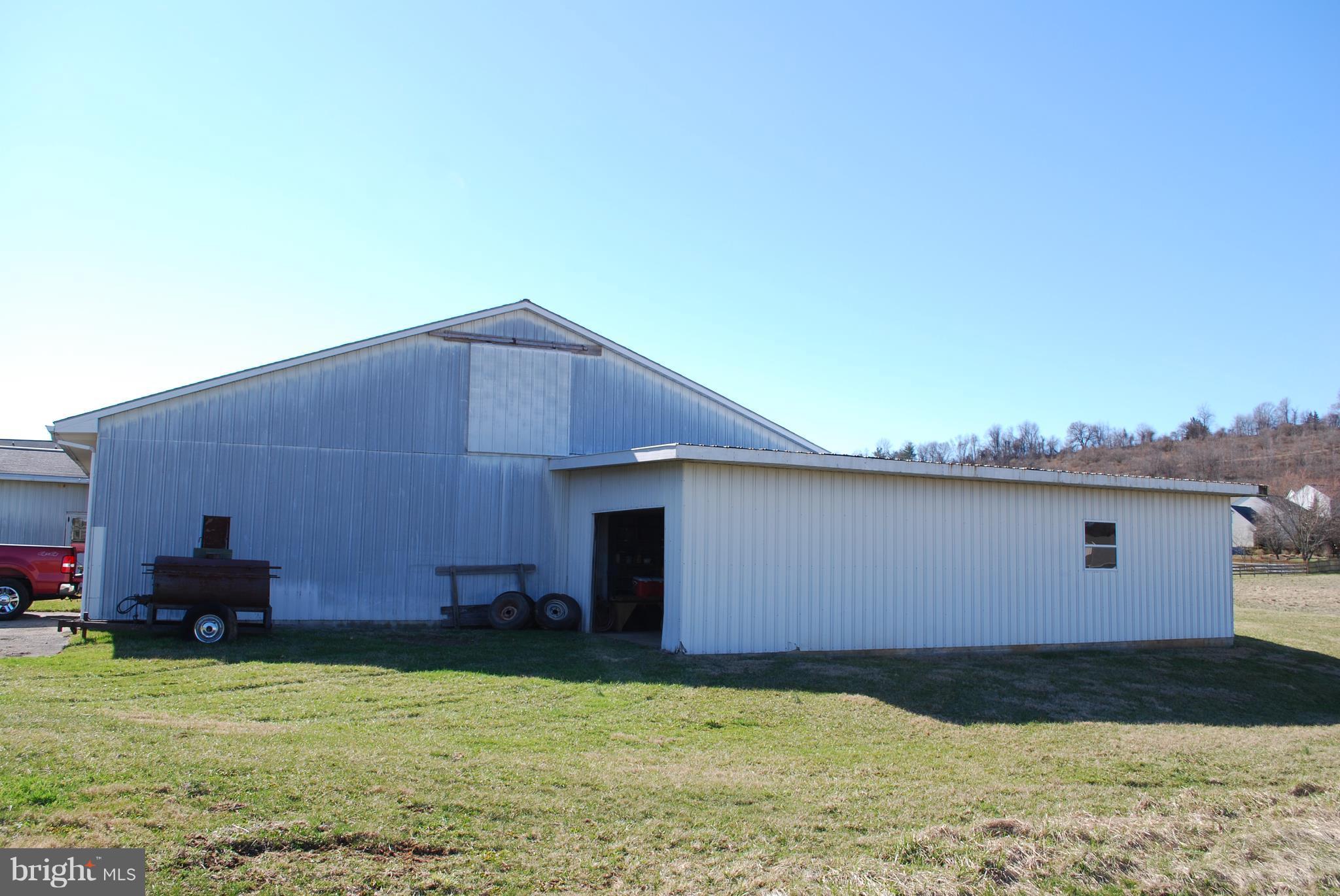 2860 Fridinger Mill Road Manchester, MD 21102 - Photo 22 of 30 Workshop area on the side of the barn