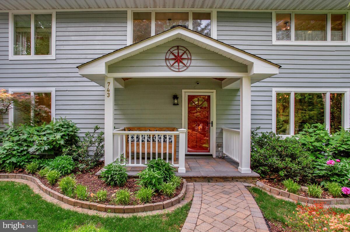 743 Rolling View Drive Annapolis, MD 21409 - Photo 7 of 100