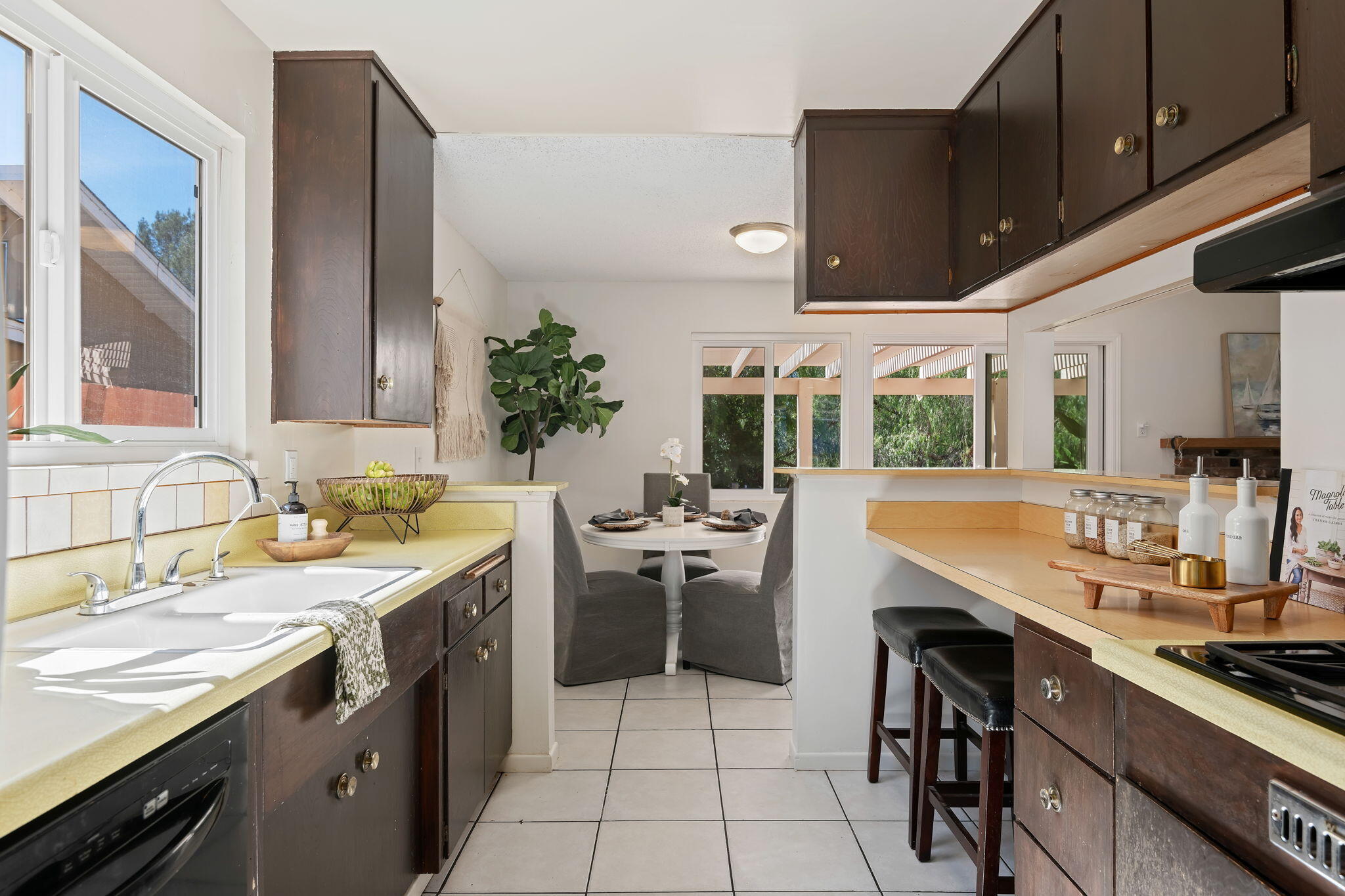 65 Lassen Drive Santa Barbara, CA 93111 - Photo 8 of 22 10-Kitchen