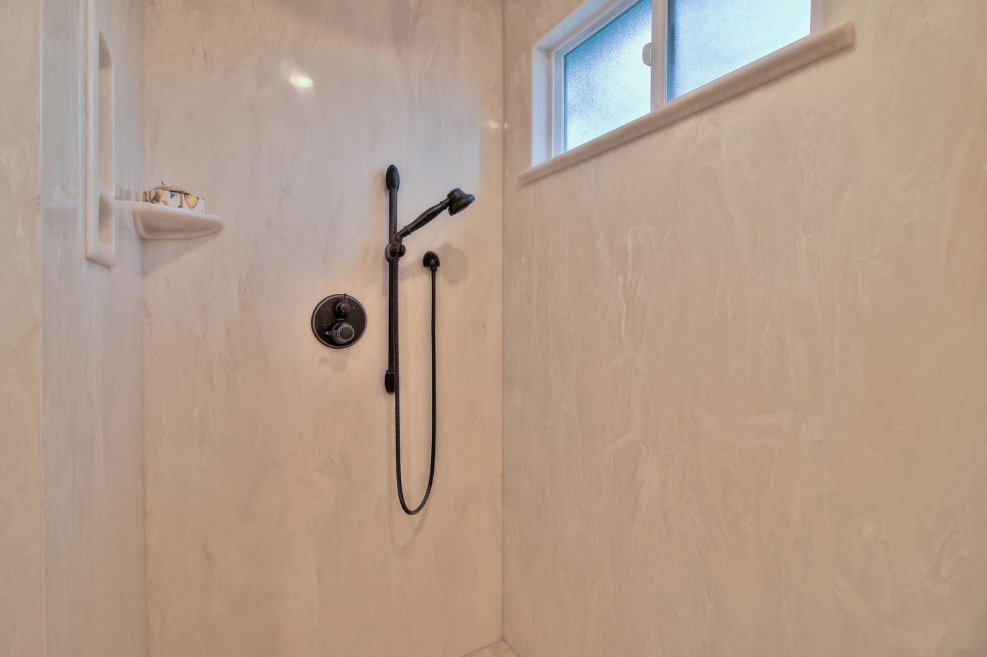 1279 Coventry Road Concord, CA 94518 - Photo 21 of 38 Gallery Image 21