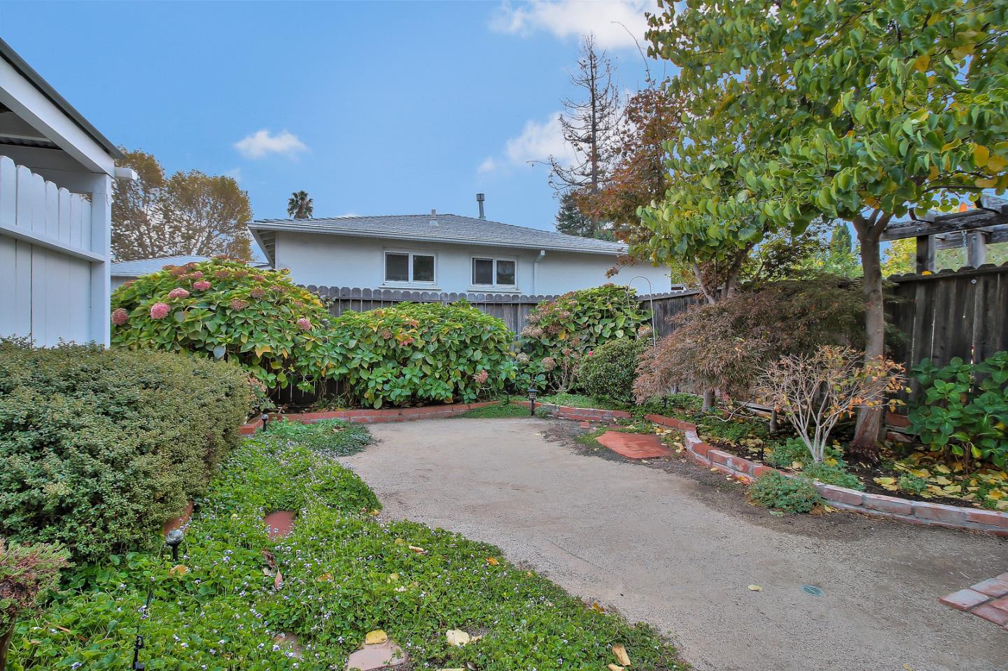 1279 Coventry Road Concord, CA 94518 - Photo 31 of 38 Gallery Image 31
