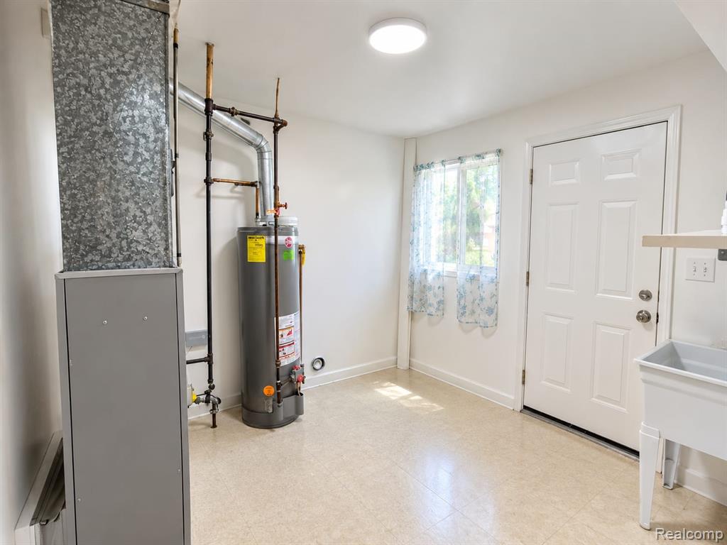 6793 Prospect Avenue Warren, MI 48091 - Photo 14 of 16 Gallery Image 14