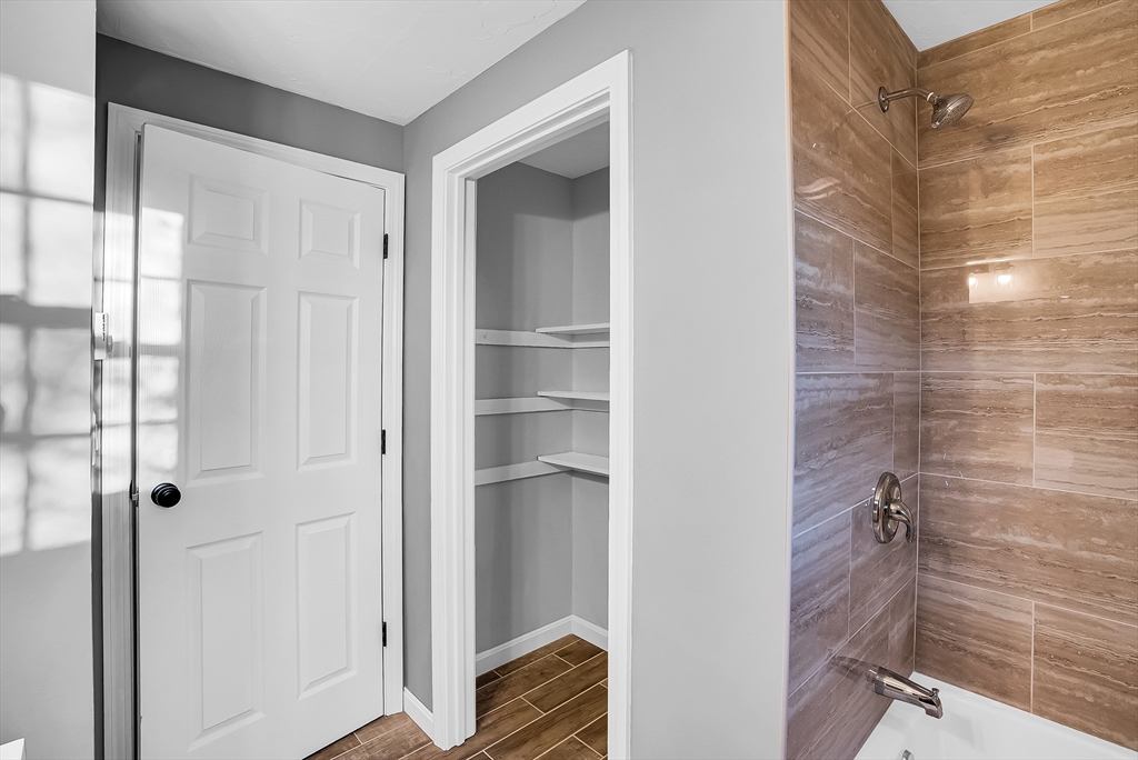 40 Plantation Road, Unit 40 Oxford, MA 01540 - Photo 11 of 13 Gallery Image 11