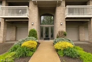 $209,900 | 3800 Rosemont Boulevard, Fairlawn, OH 44333