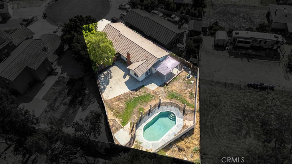 27394 Rustic Lane Highland, CA 92346 - Photo 35 of 41