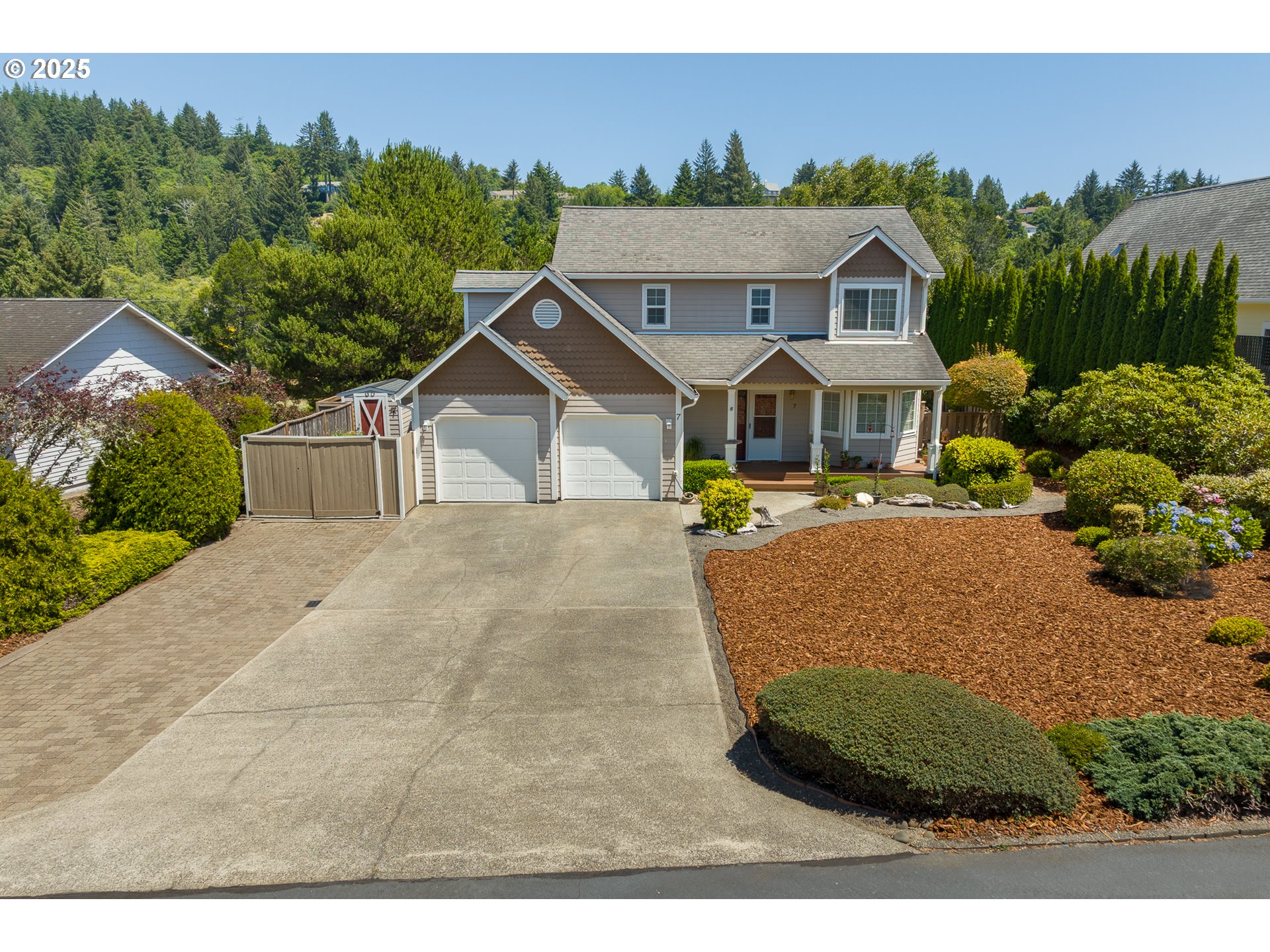 7 Onadoone Court Florence, OR 97439 - Photo 5 of 48