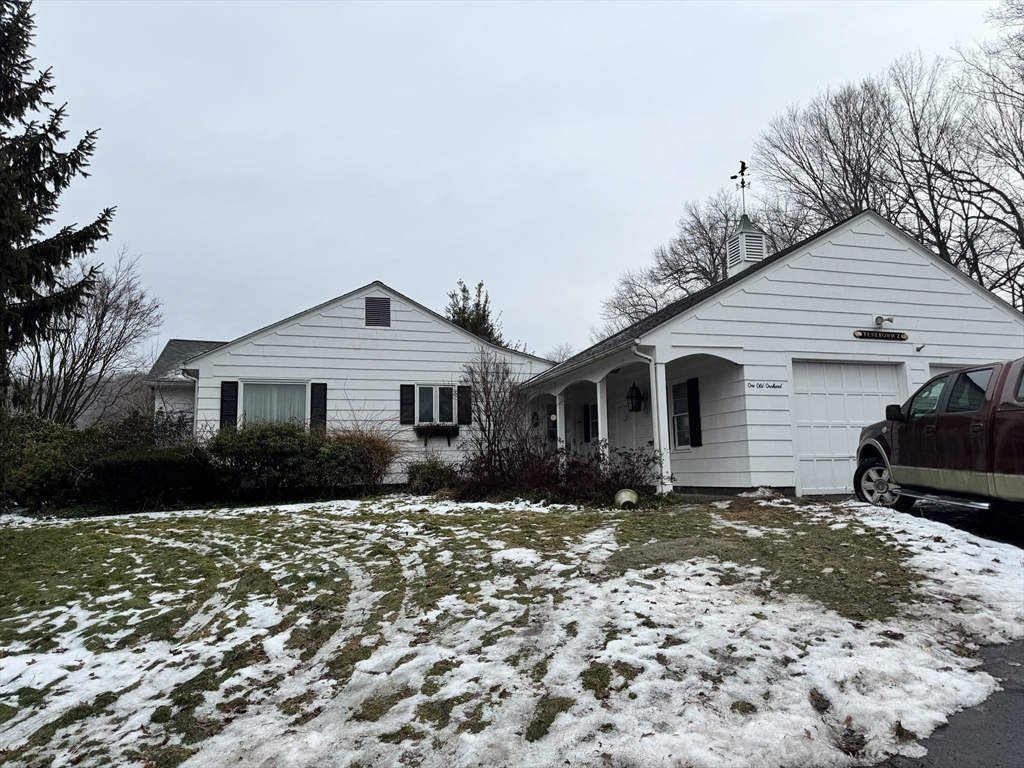 1 Old Orchard Road Wilbraham, MA 01095 - Photo 2 of 23 Gallery Image 2