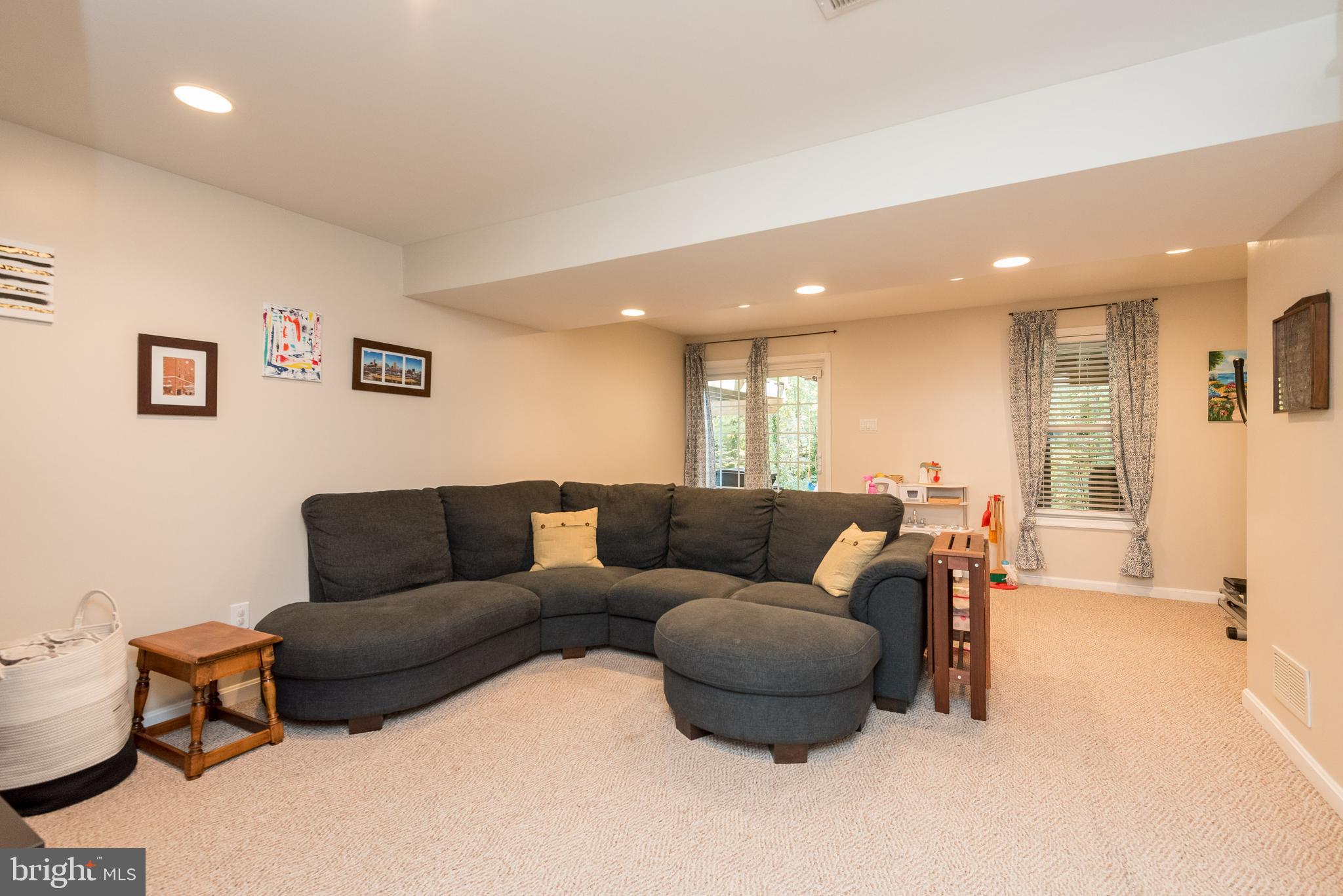 1149 Ingate Road Baltimore, MD 21227 - Photo 26 of 40 Gallery Image 26