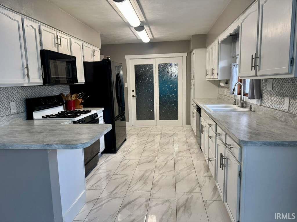 706 North Greene Road Goshen, IN 46526 - Photo 3 of 16