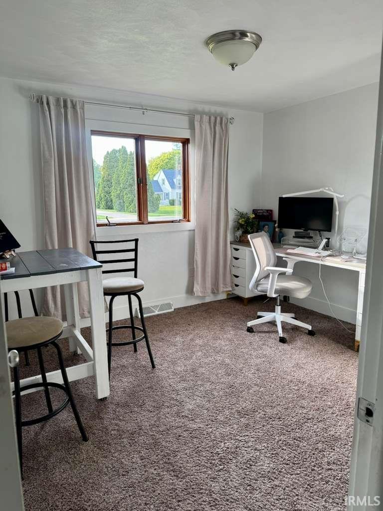 706 North Greene Road Goshen, IN 46526 - Photo 9 of 16