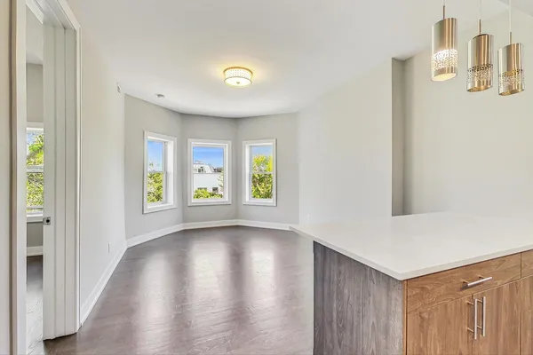 $3,600 | 2131 West Ohio Street, Unit 3, Chicago, IL 60612